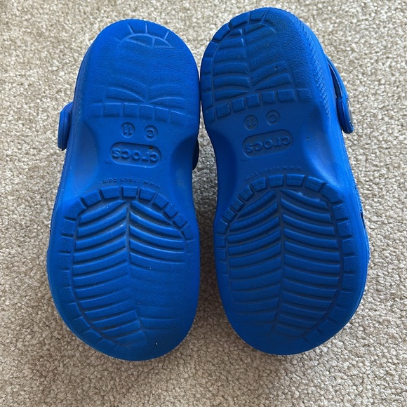 Croc - Picture 5 of 7